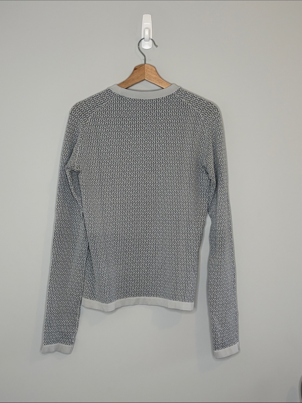 lululemon athletica Light Gray Textured Crewneck Sweater - Picture 7 of 7